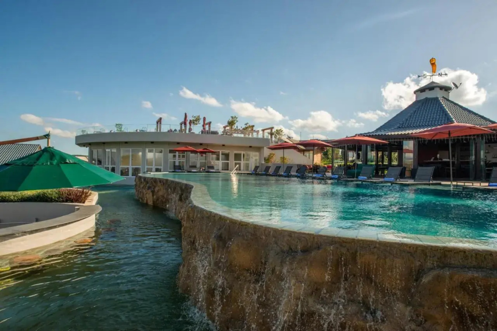 Hotel Divisa Eco Lodge