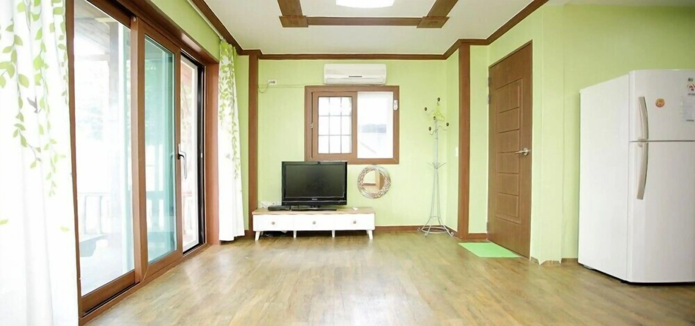 Bandi Hwangto Pension