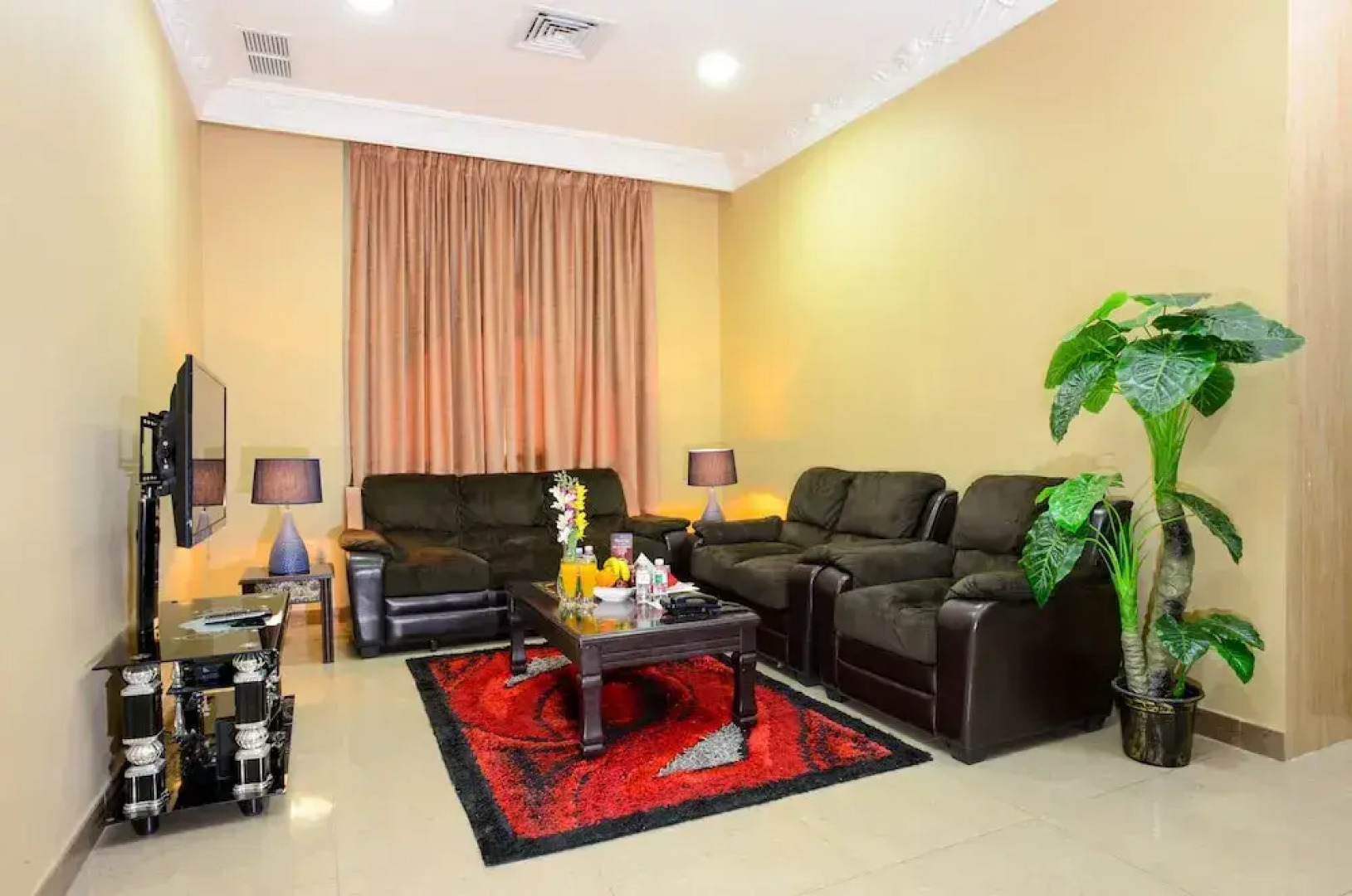 Relax Inn Hotel Apartment Fahaheel