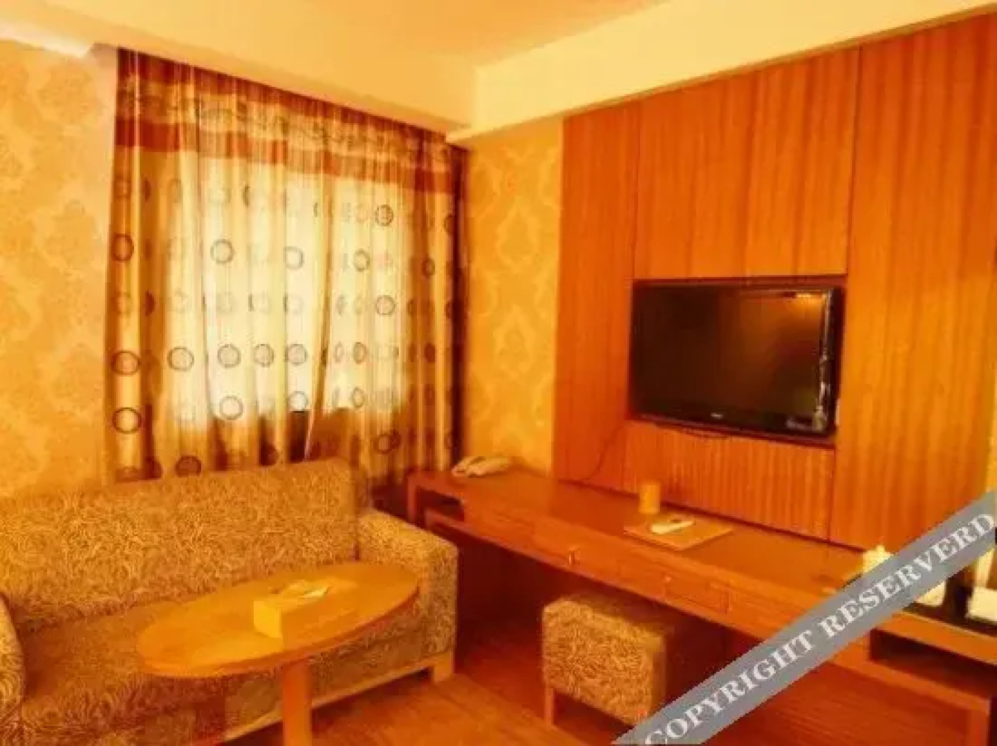 Universal House Haiyi Hotel