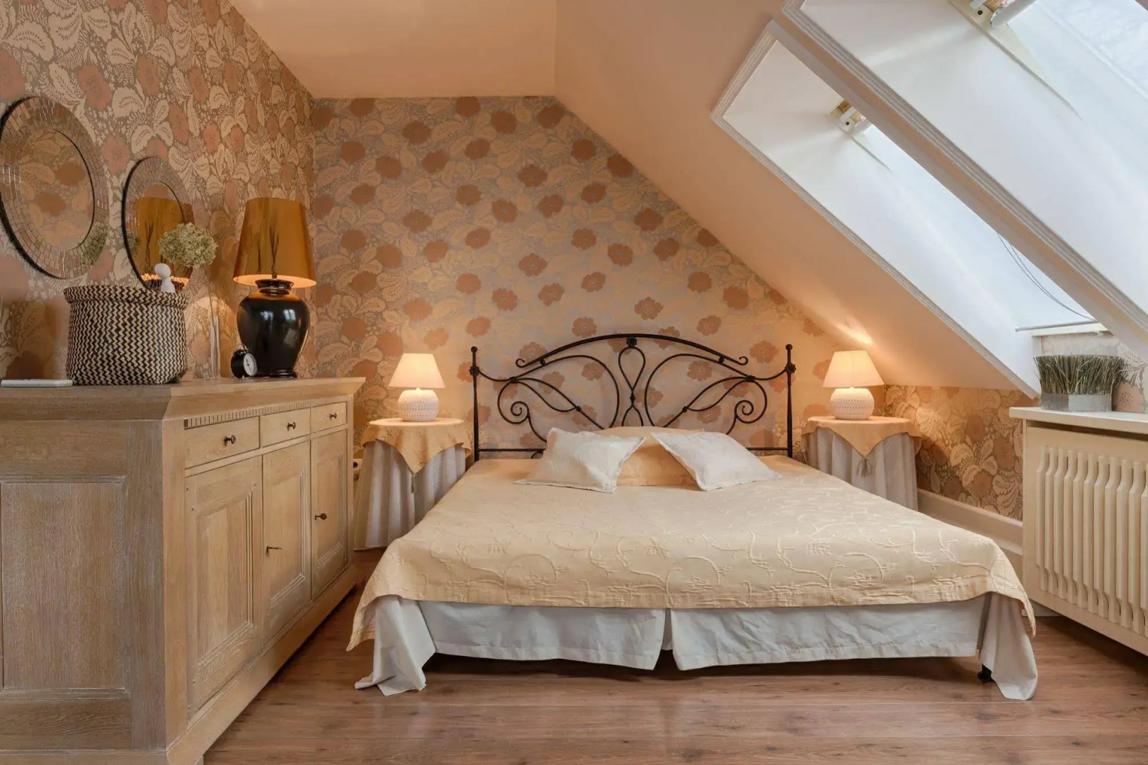 Villa Rosa Restaurant & Pension