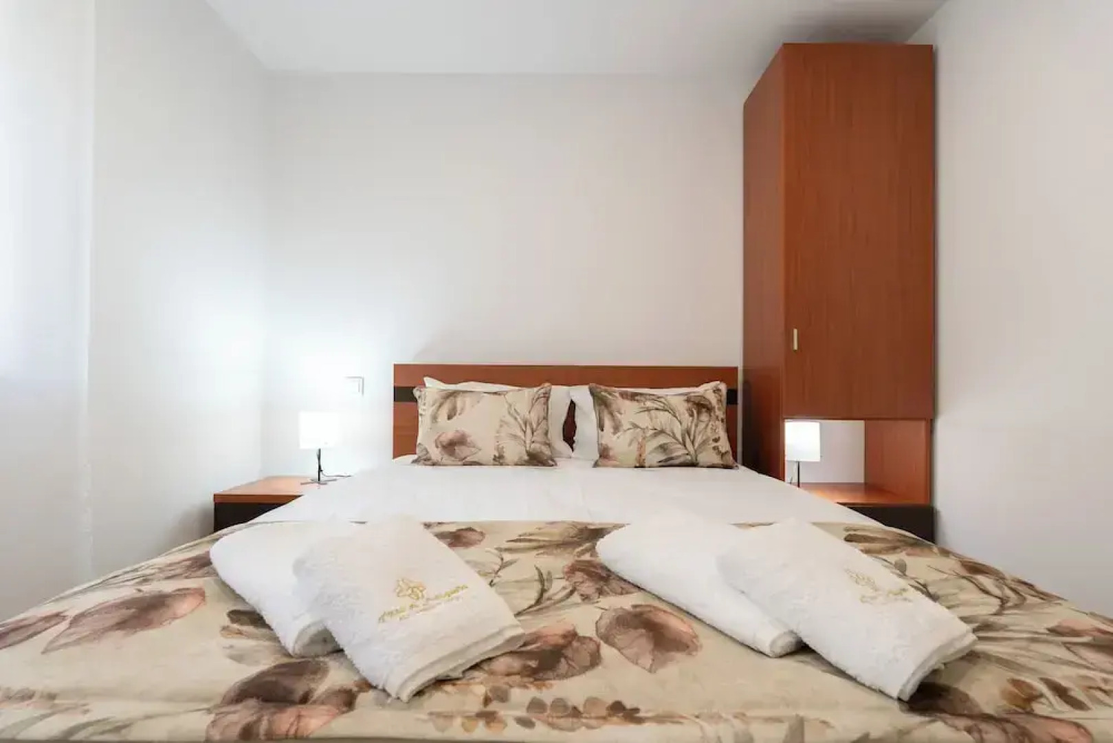 Casa Petisqueira 54 Paredes -Oporto