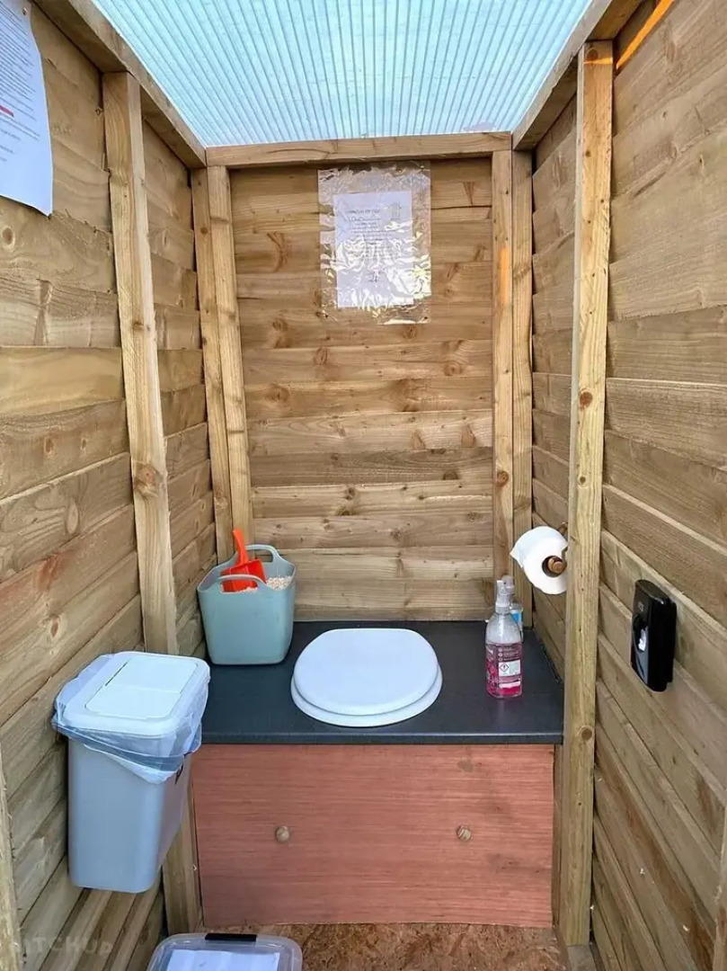 Geodome Glamping With sea Views Near Pendine