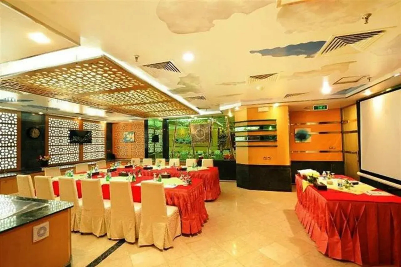 Golden Tulip Al Zahabi