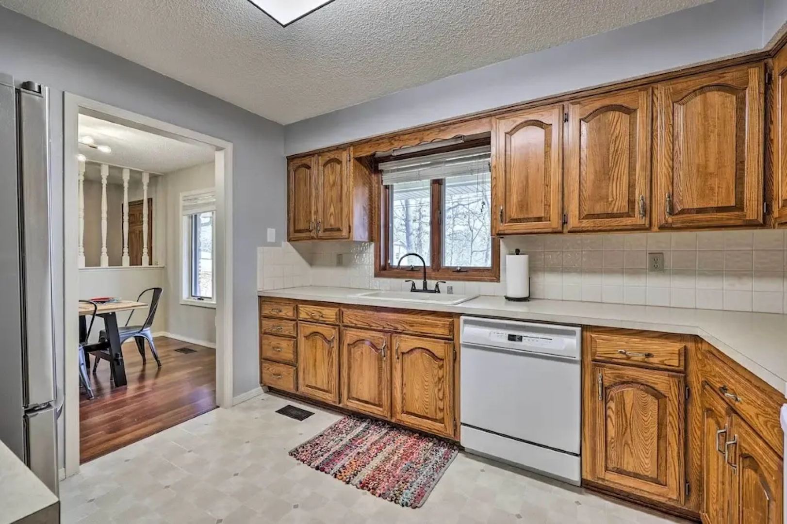 Spacious Bella Vista Home ~ 5 Mi to Lake!