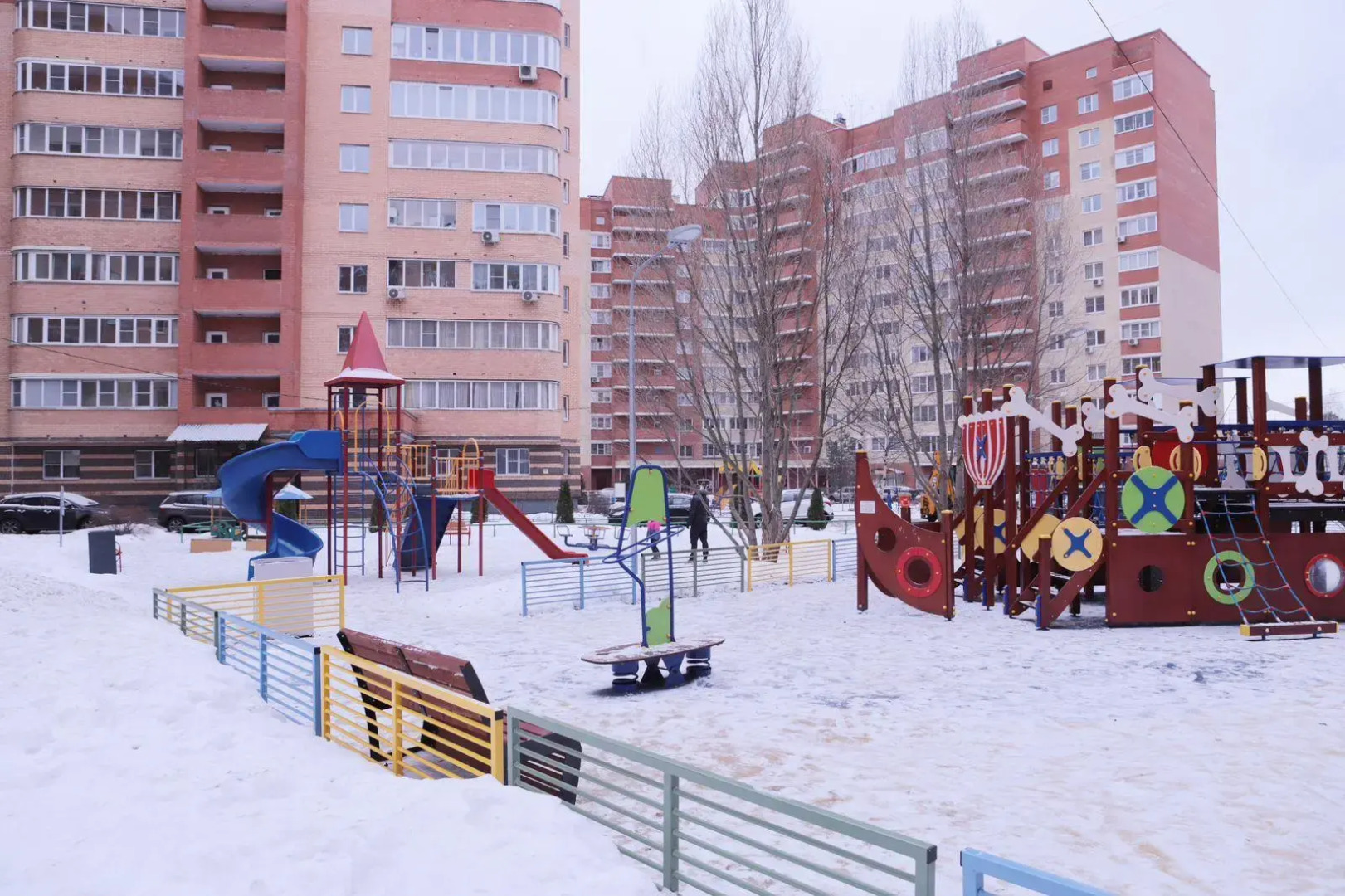 Квартиру надо в микрорайоне Пронина 5