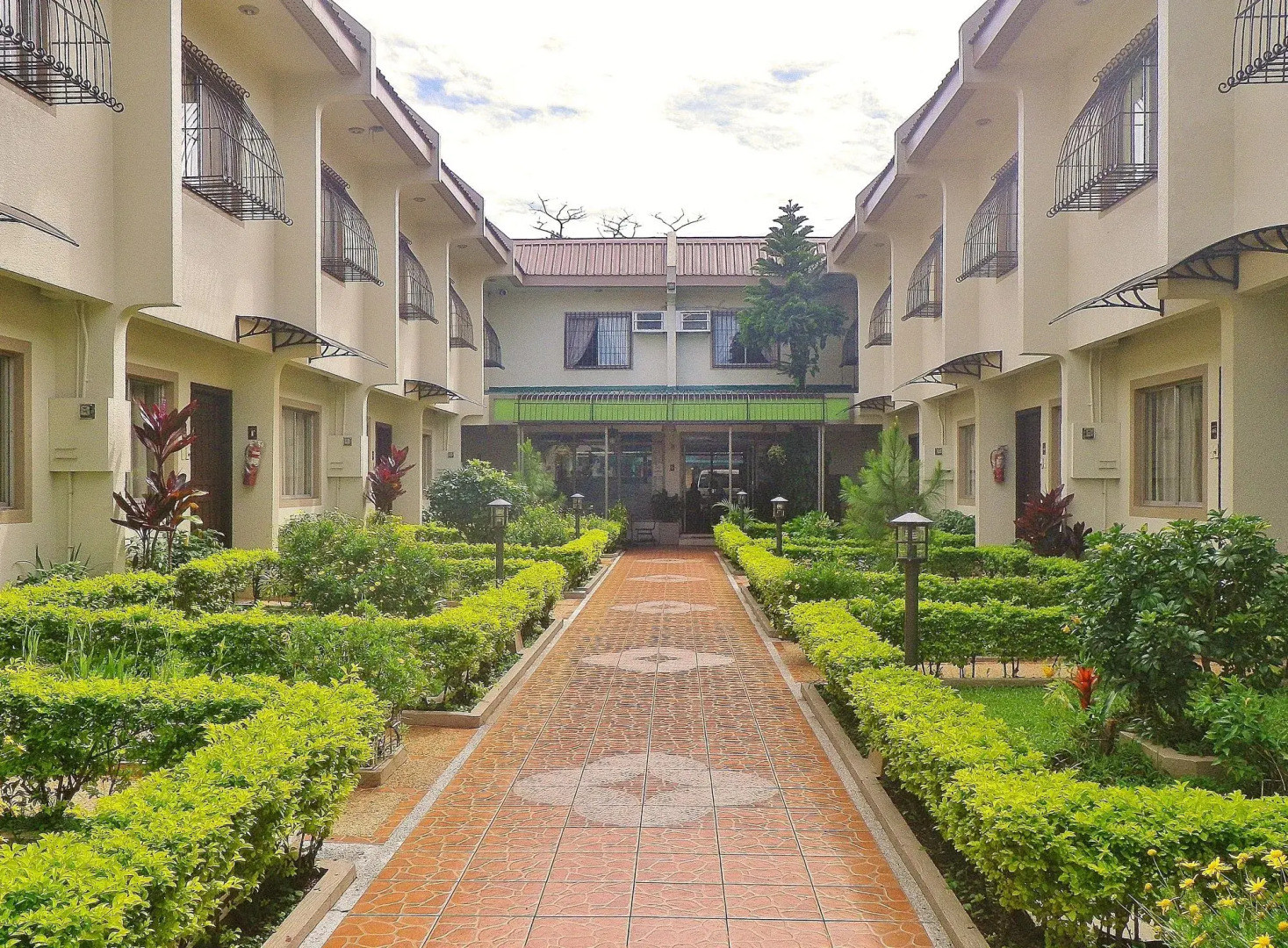 Baguio Holiday Villas