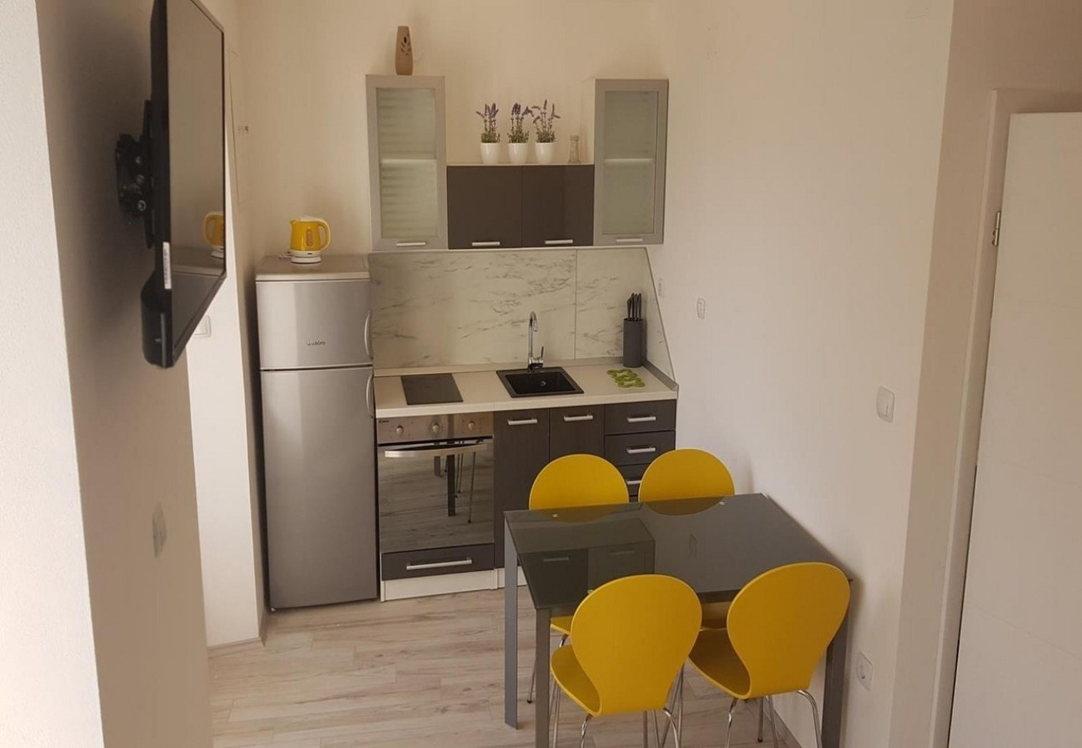 Apartment Mario - 50 m from sea : A1 Novi Vinodolski, Riviera Crikvenica