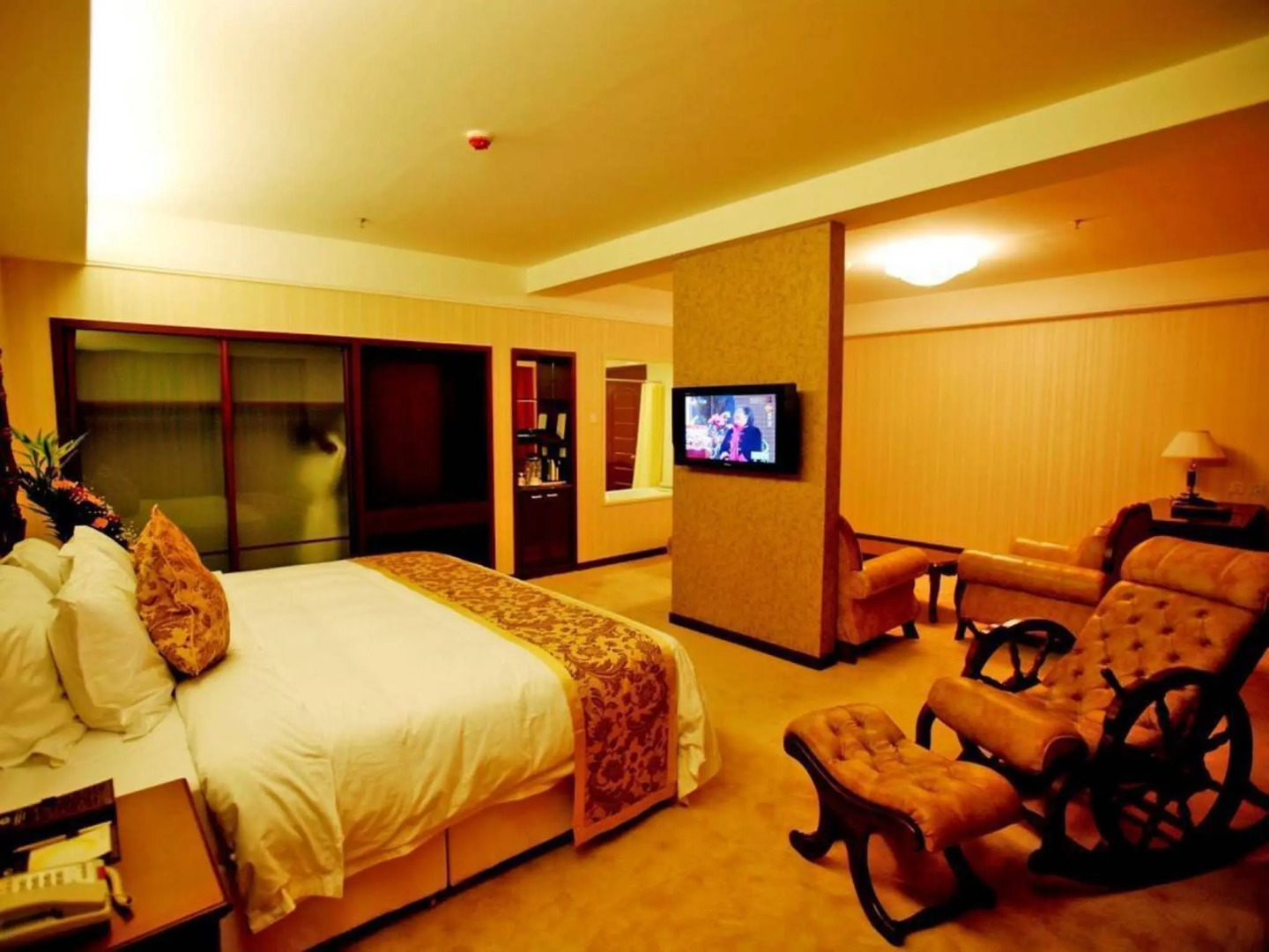 Yanji Yanbian International Hotel