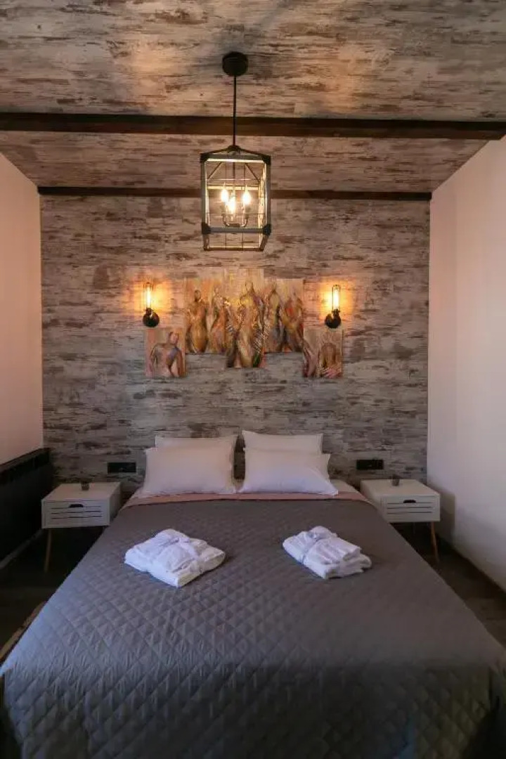 Morshyn Avenue Apartment