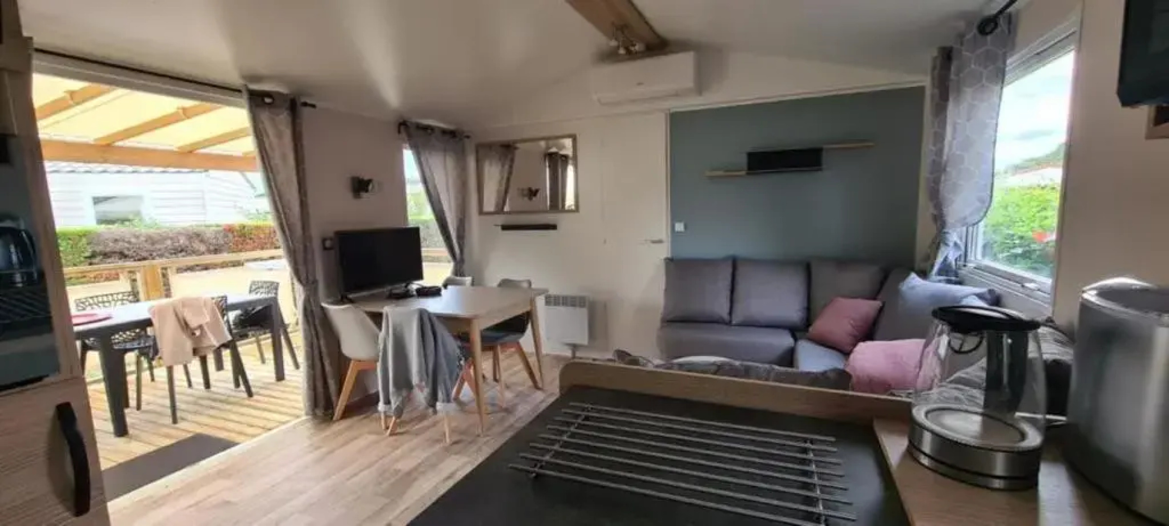 Mobile Home OuiReves 281 facing the Mediterranean