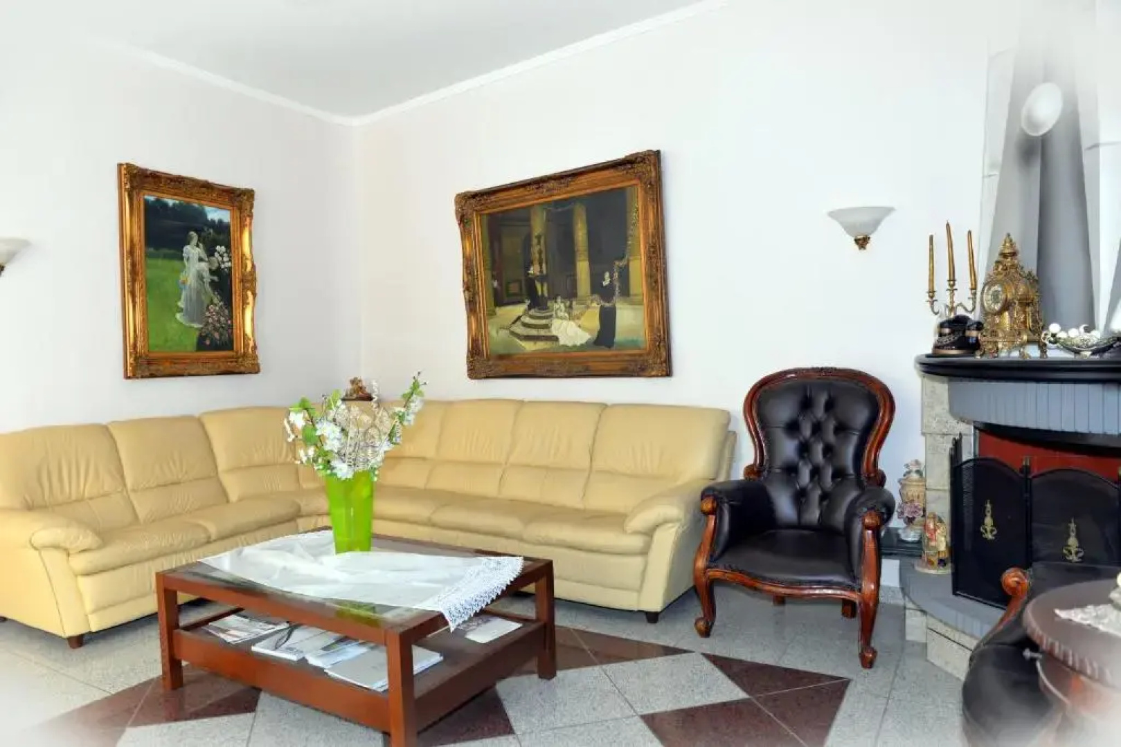 Kiridis Hotel