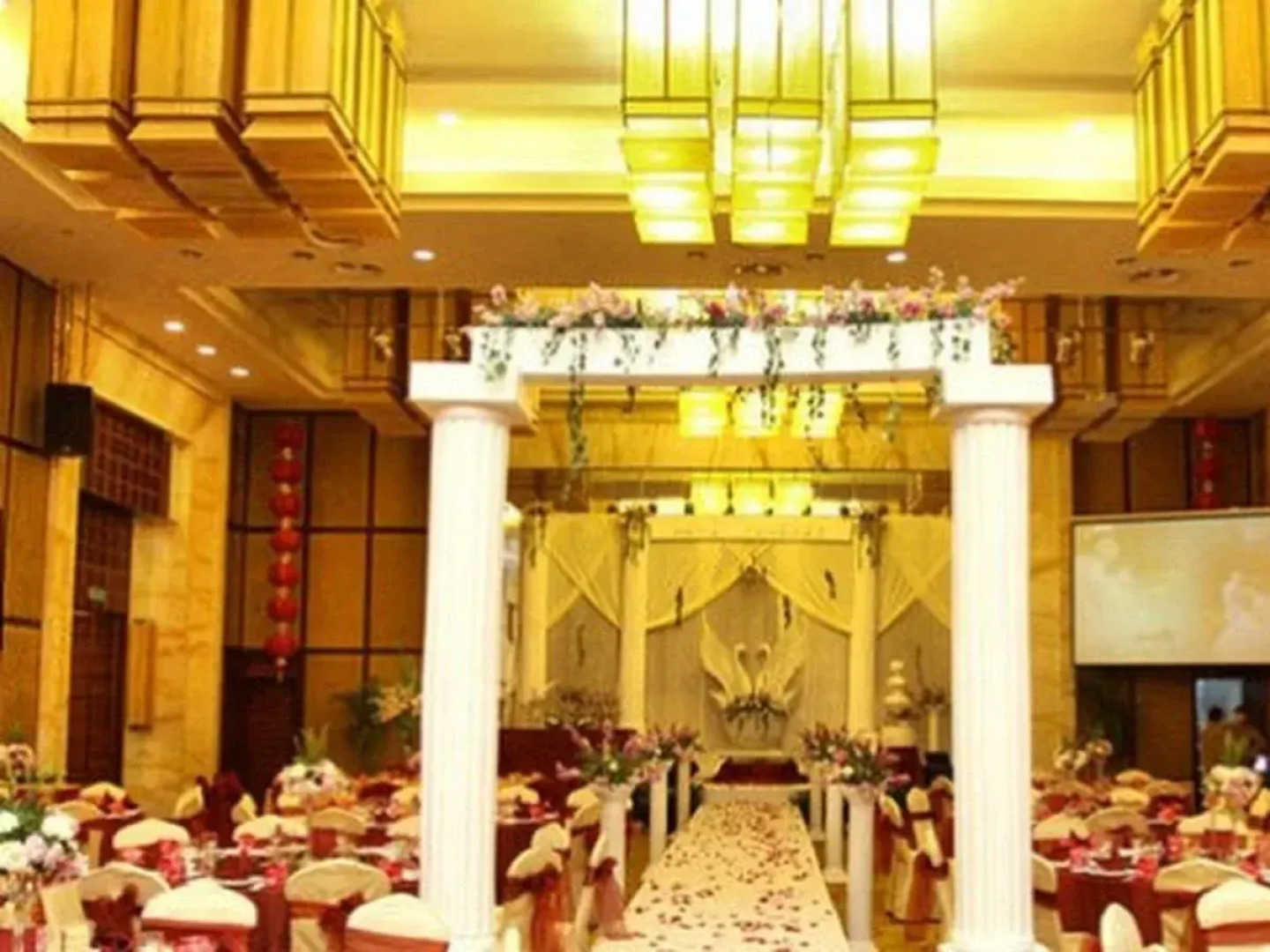Jin Jiang Royal Palace Hotel