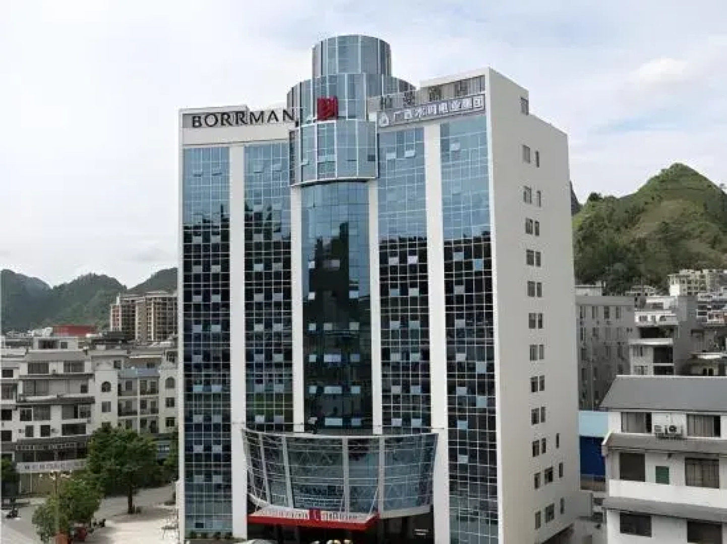 Borrman Hotel Hechi Bama