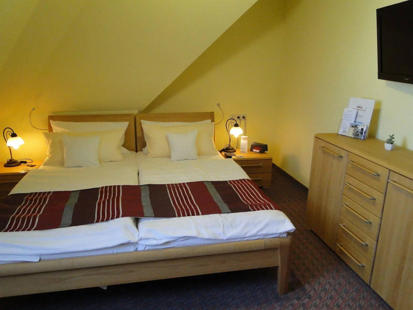 Hotel Rhöner Land Bed & Breakfast