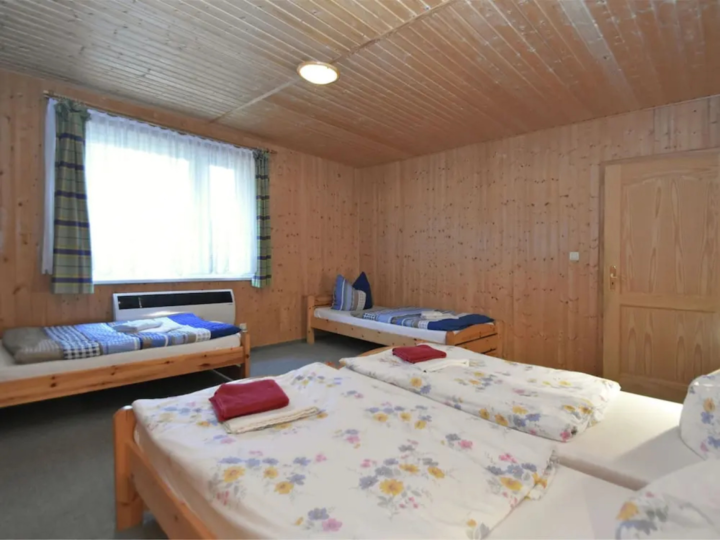 Modern Holiday Home in Rubeland with a Garden