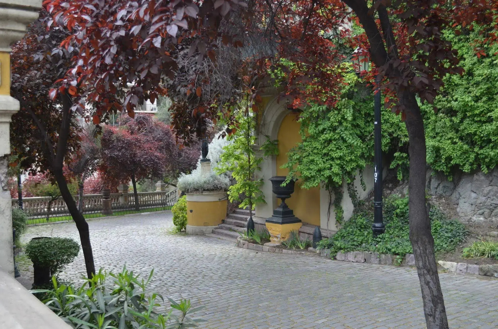 Plaza San Isidro Apartments