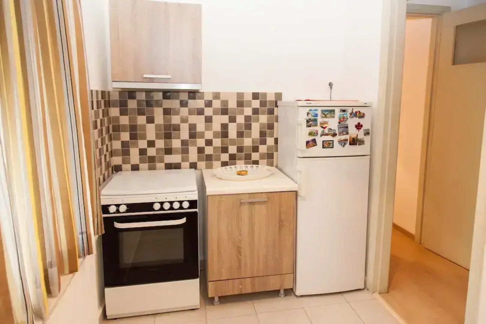 Fabulous Apartment Across Flisvos