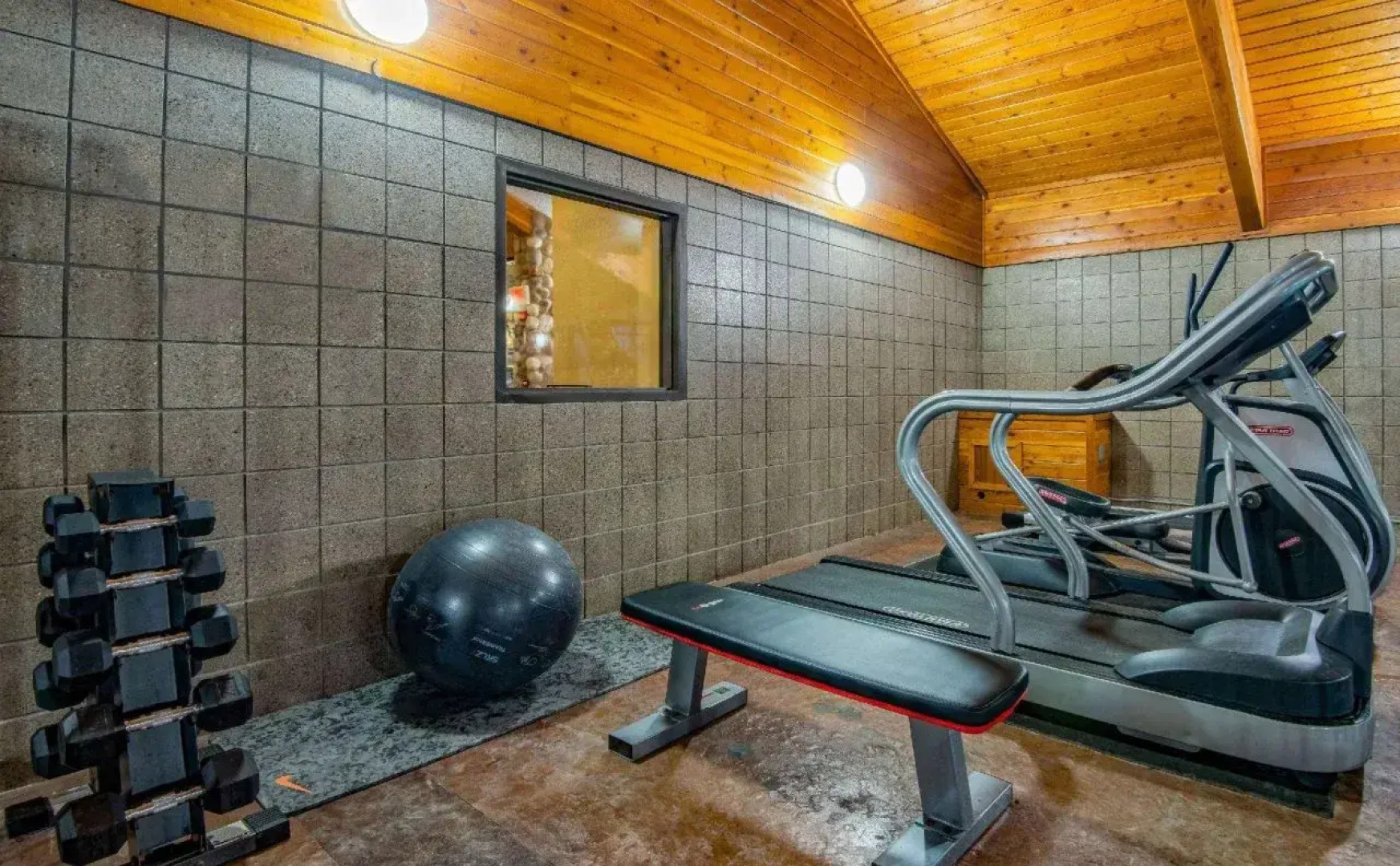 AmericInn Lodge and Suites