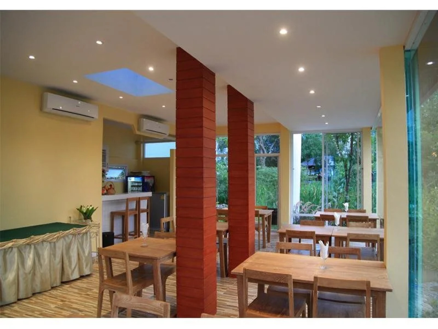 Ruen Parichart Tropical Resort