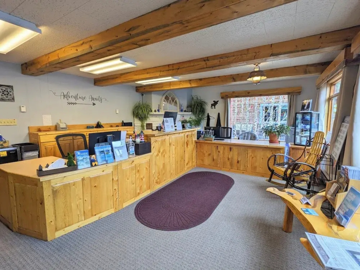 Western Riviera Lakeside Lodging