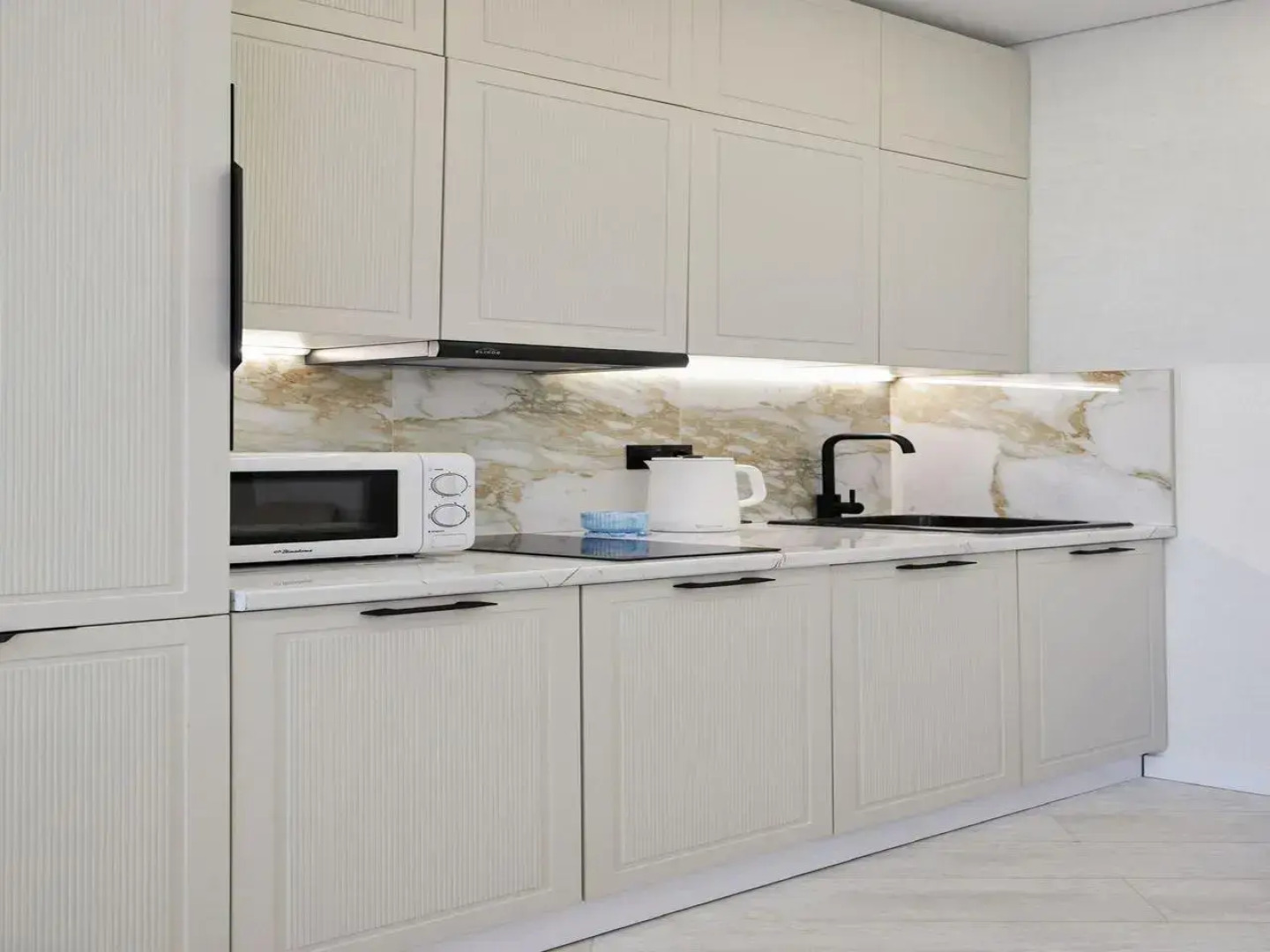 Апартаменты на улице Нансена 109/6-2