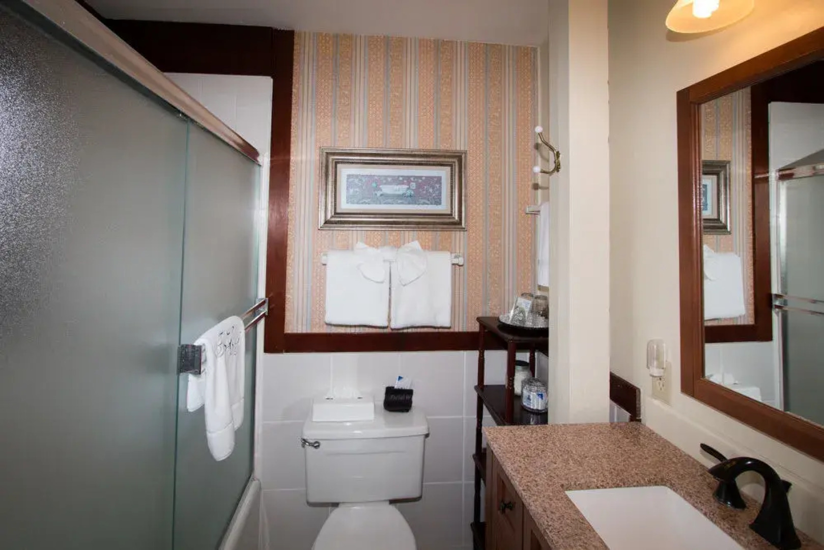 Headlands Inn Bed & Breakfast