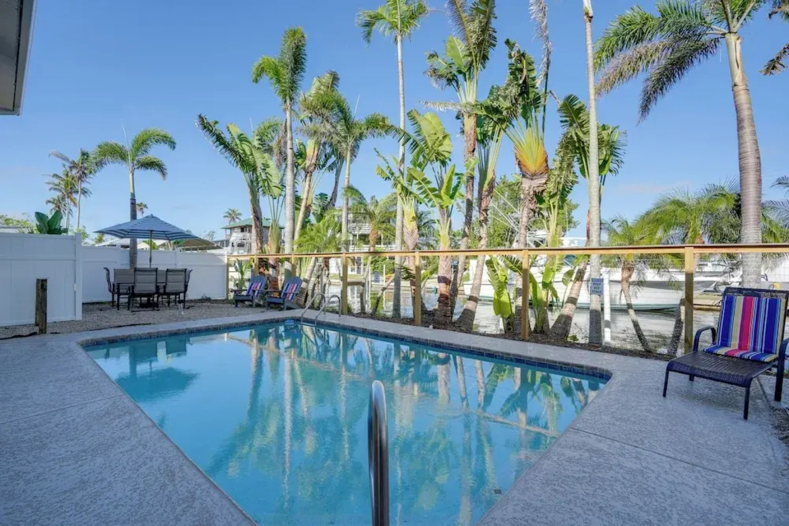 Bokeelia Island Oasis: Waterfront, Private Dock!