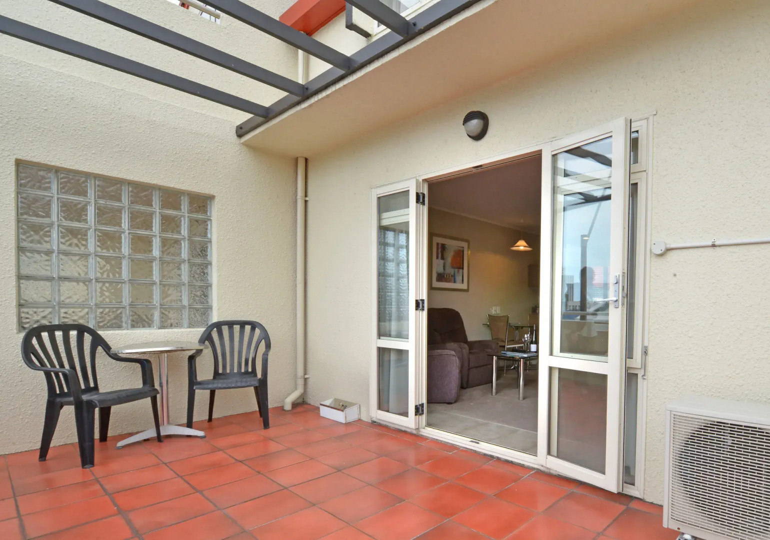 Brougham Heights Motel