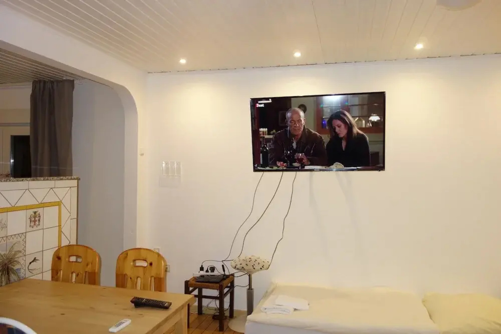 Tolstov-Hotels Large 3 Room Apartment with Garden