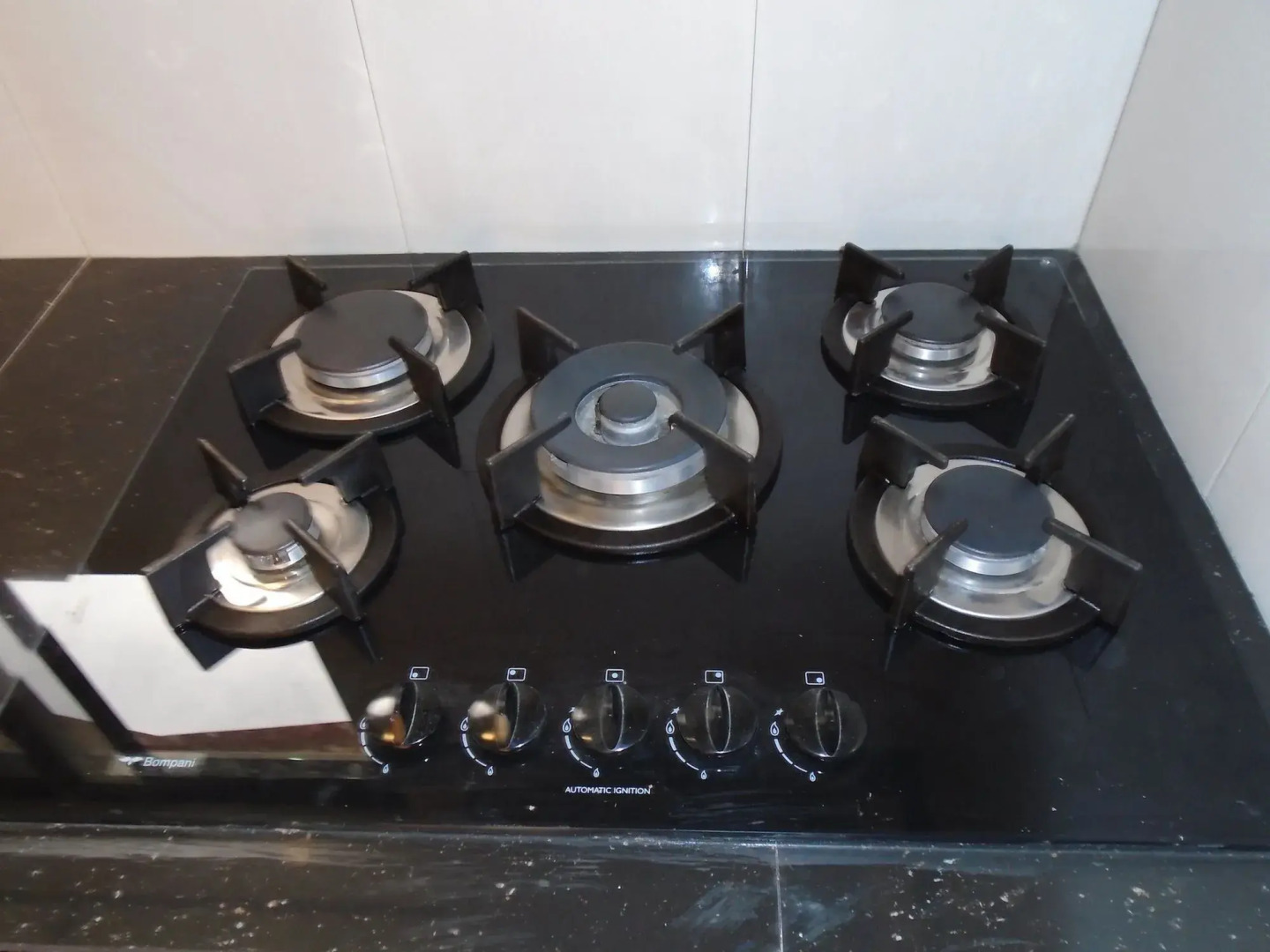 Parrot Resort Moalboal