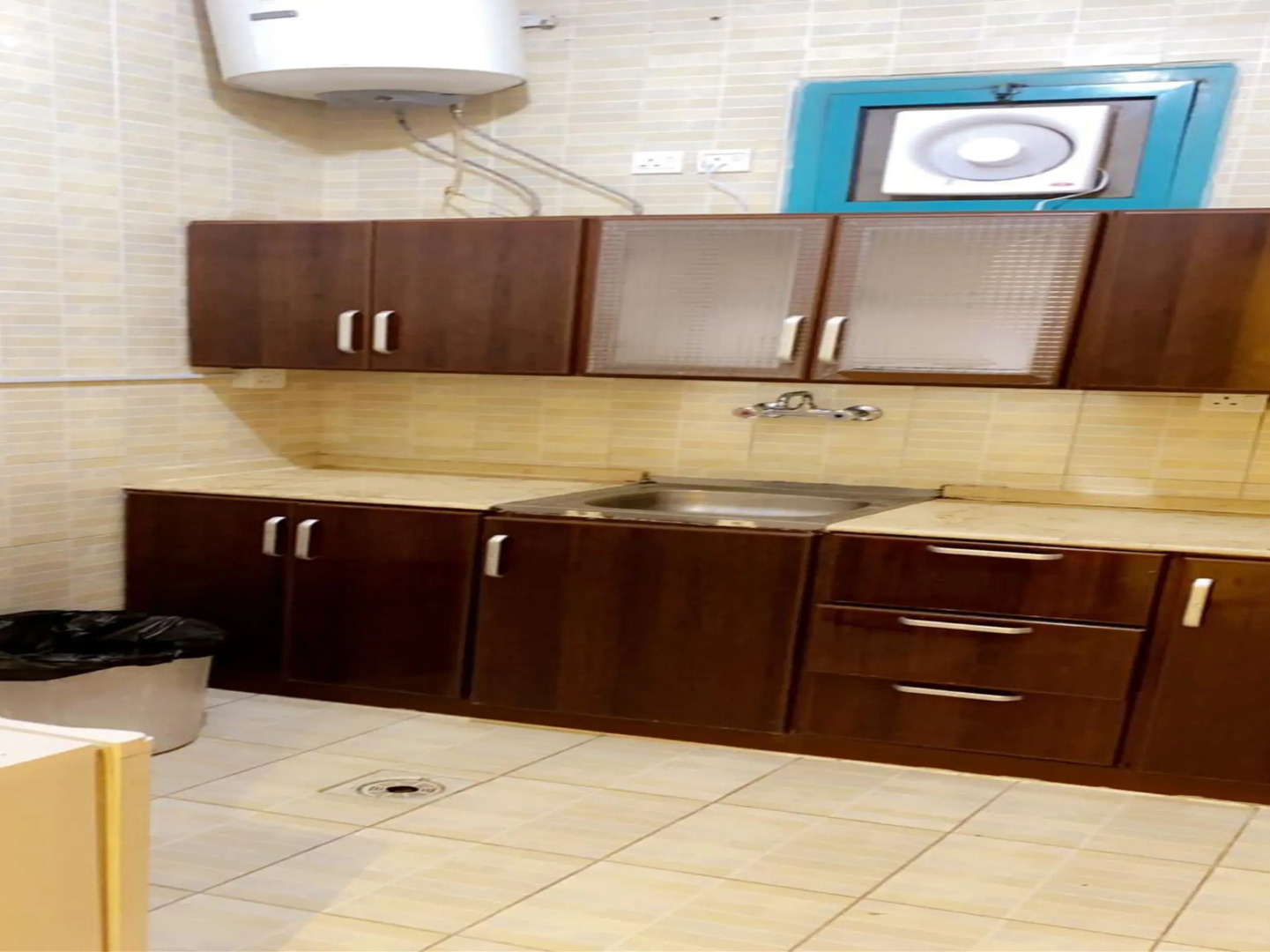 OYO 537 Dahtham Furnished Units