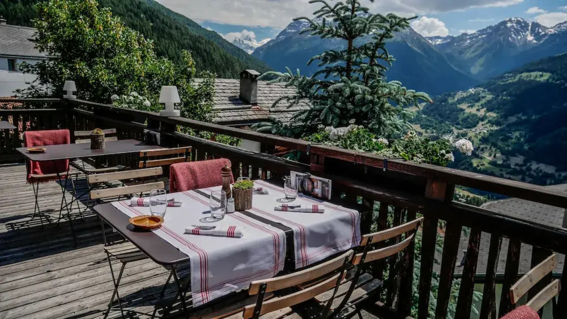 Hotel Le Grand Chalet Favre