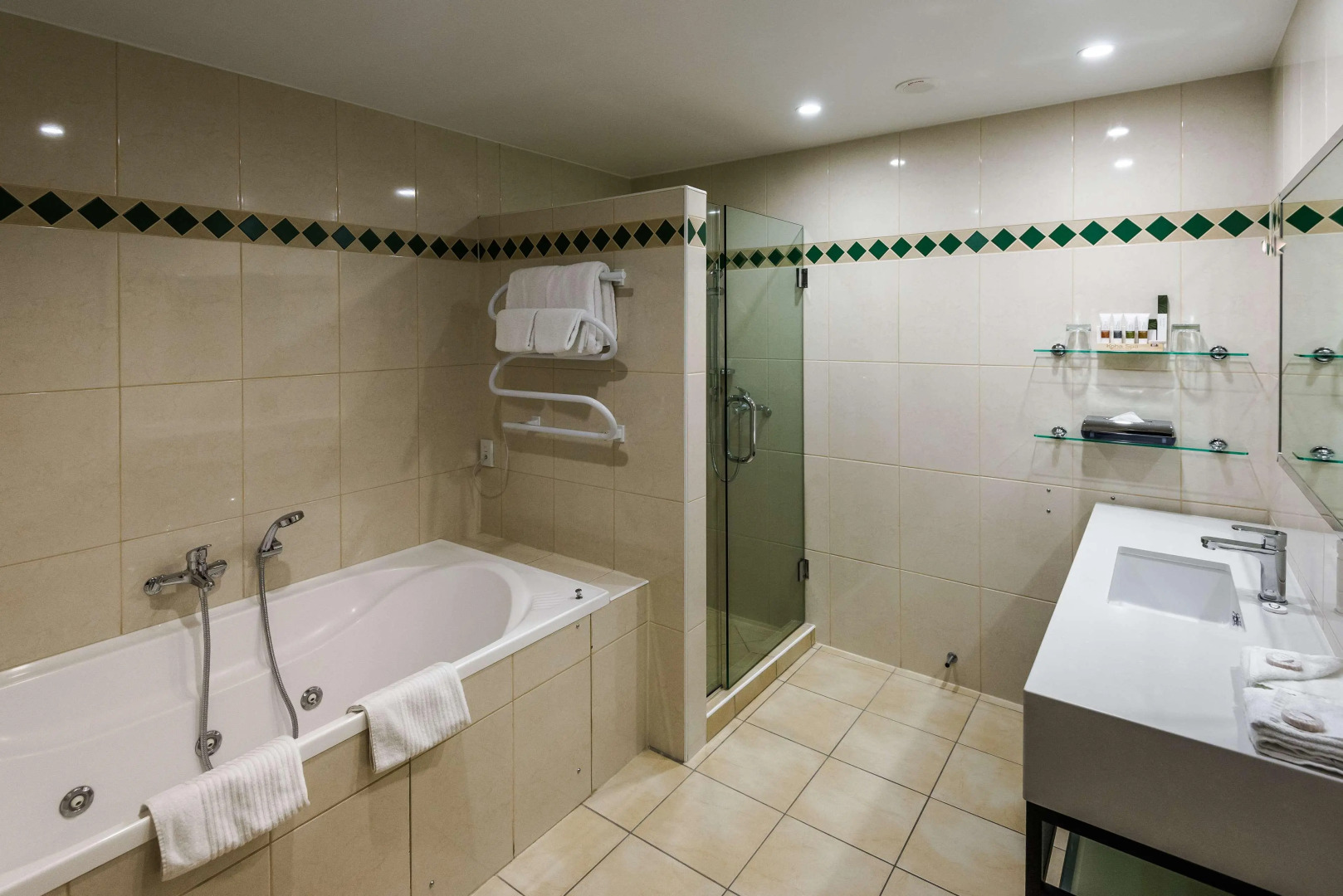 Chateau on the Park - Christchurch, a DoubleTree by Hilton