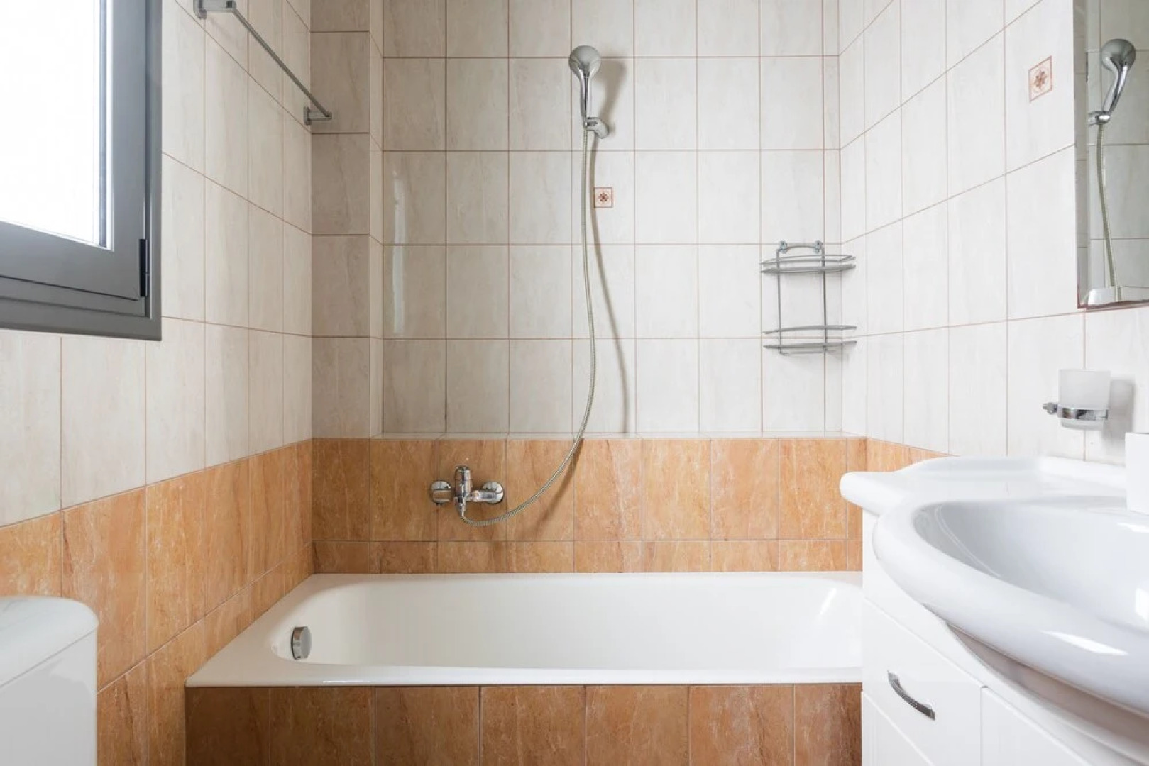 Majestic 3BR Apartment in Chalandri