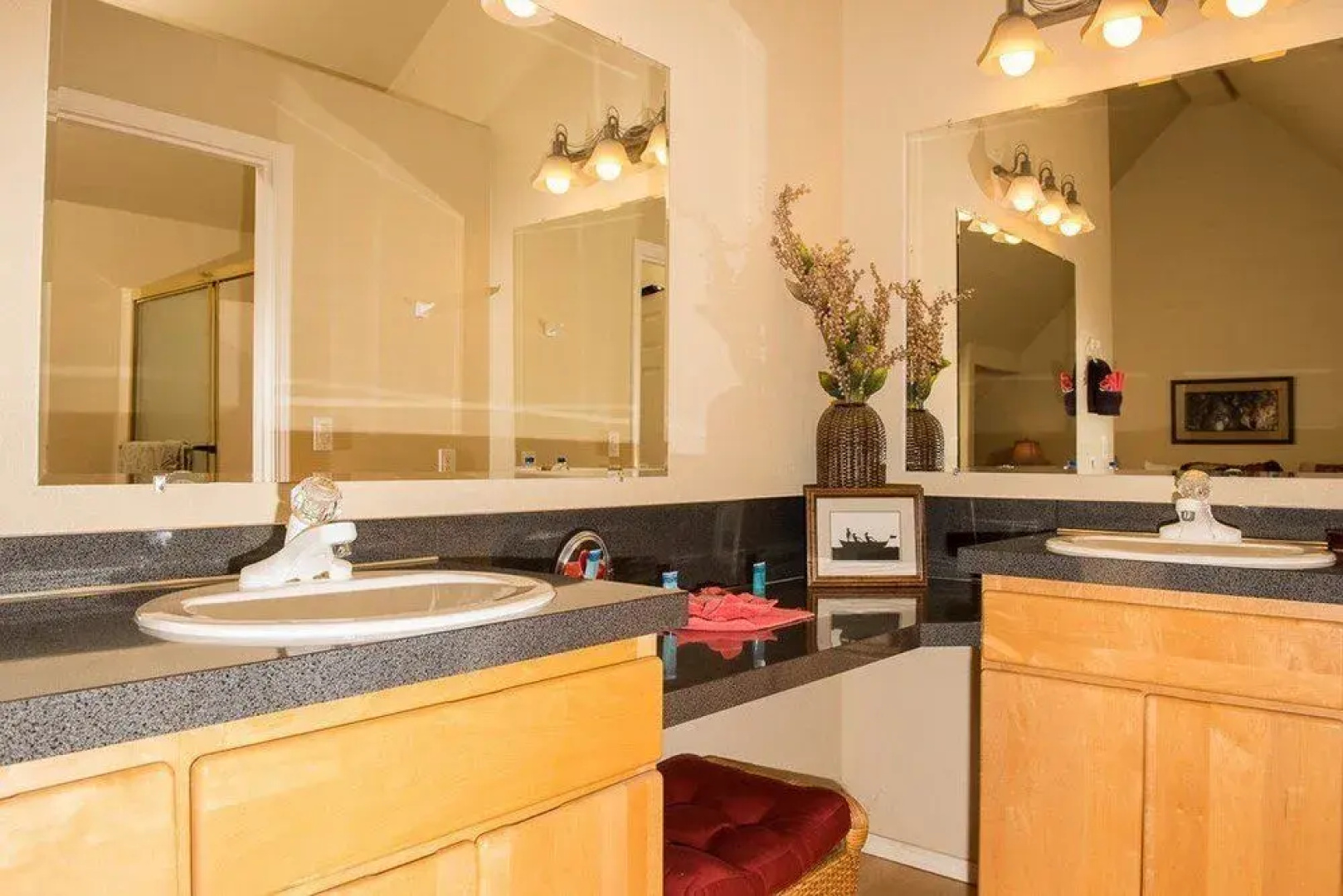 Keel Street Retreat