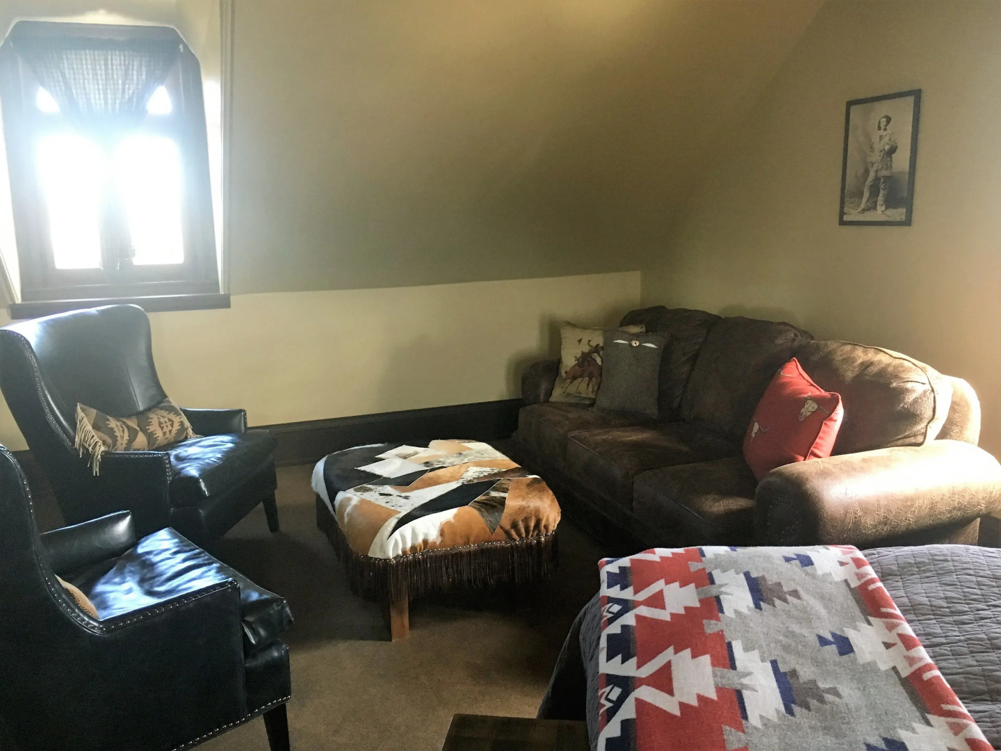 Sheridan Inn, B/W Signature Collection