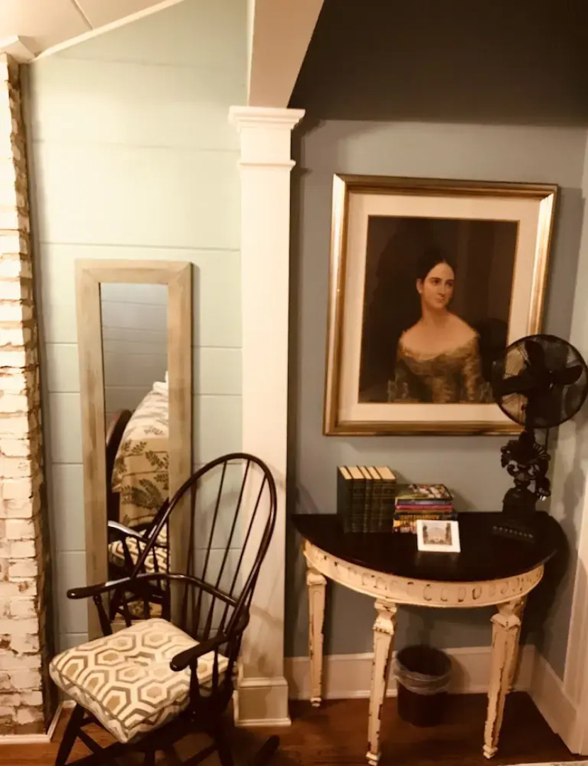 Clevedale Historic Inn and Gardens