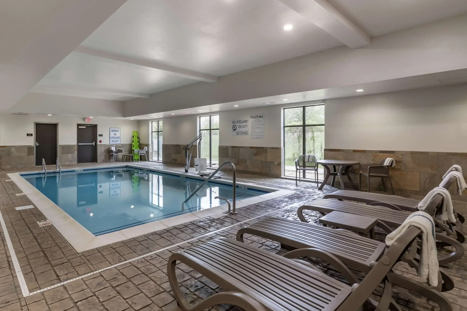 MainStay Suites Bowling Green North