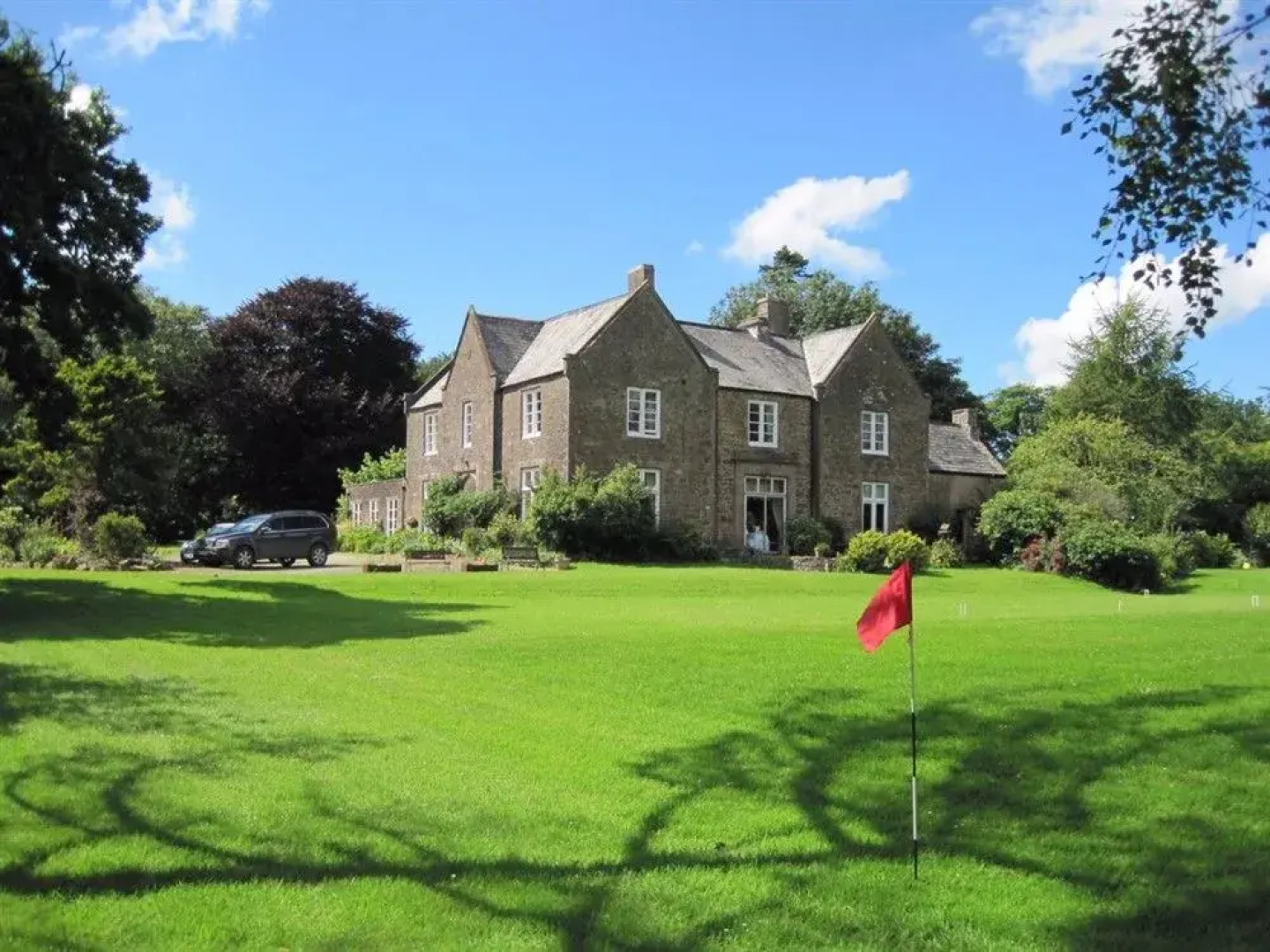 Court Barn Country Hotel & Restaurant