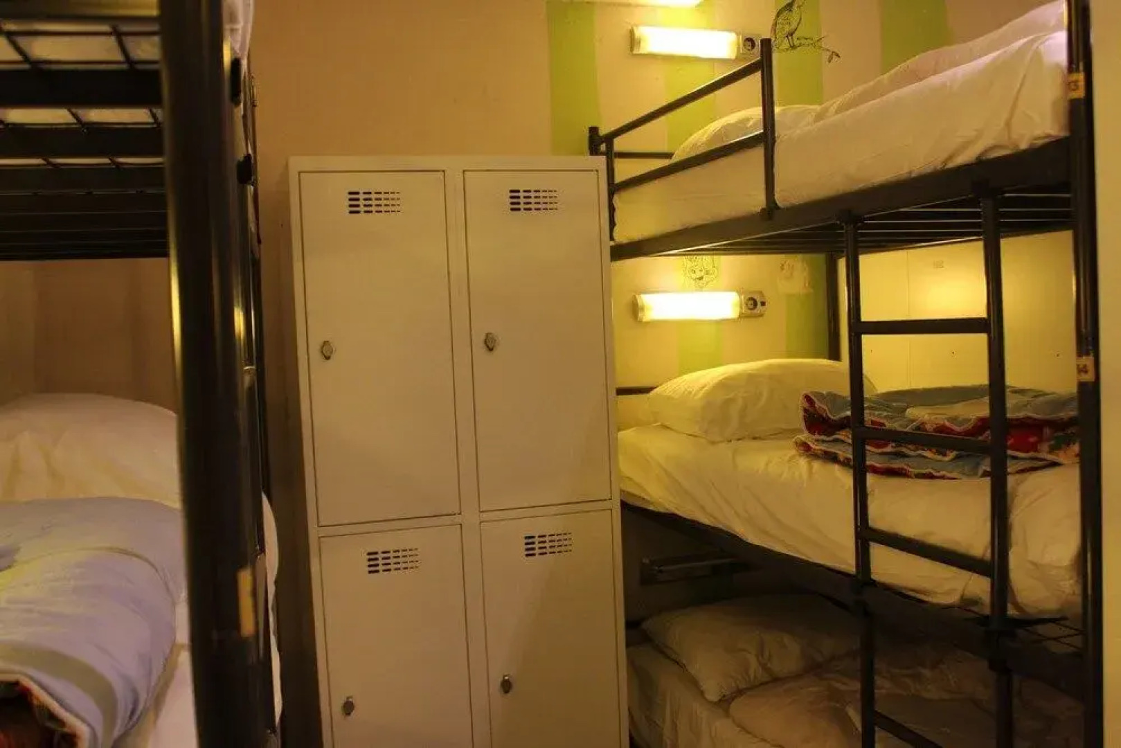 The Golden Stork - Hostel