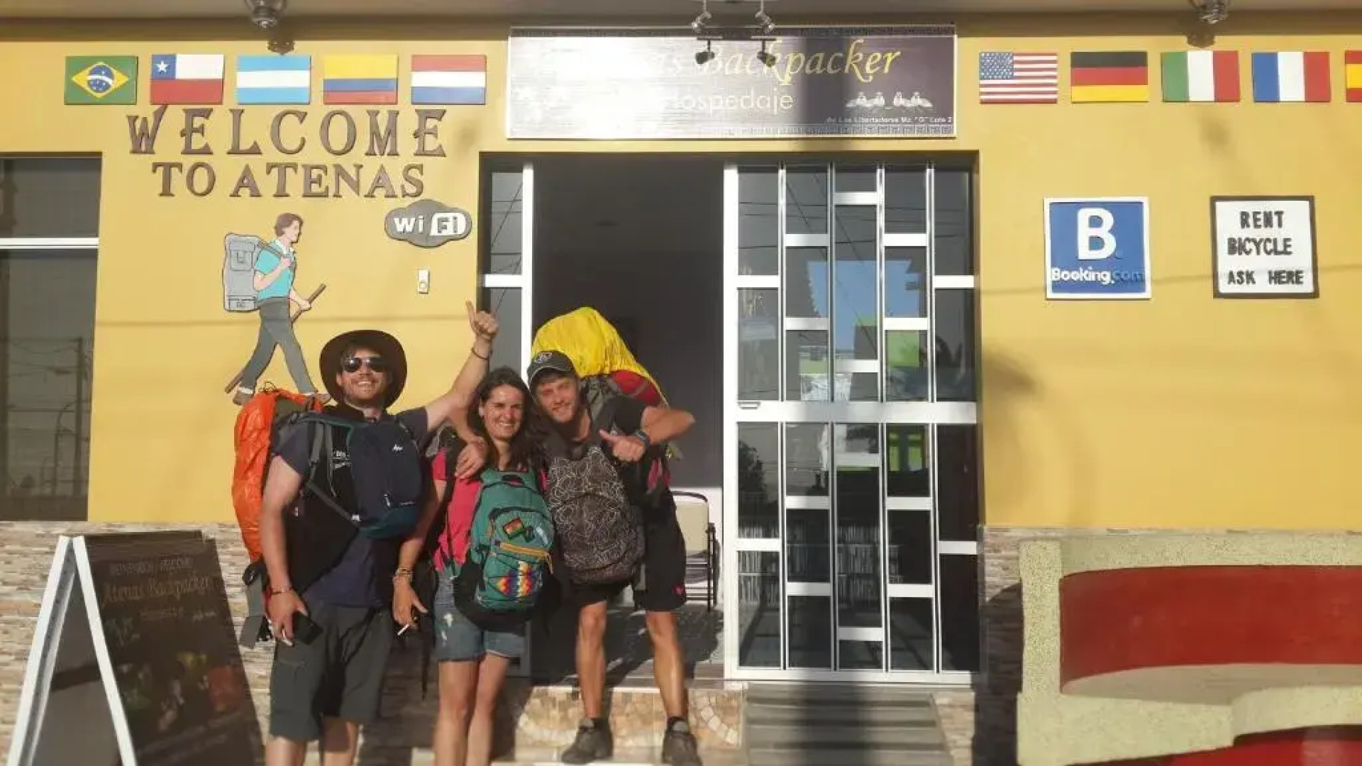 Atenas Backpacker Hospedaje