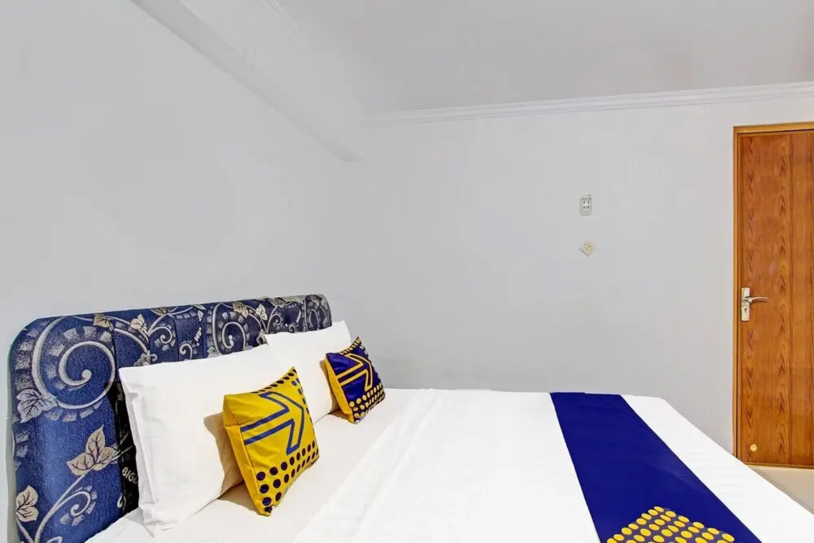 SPOT ON 91398 Homestay Tentrem 1