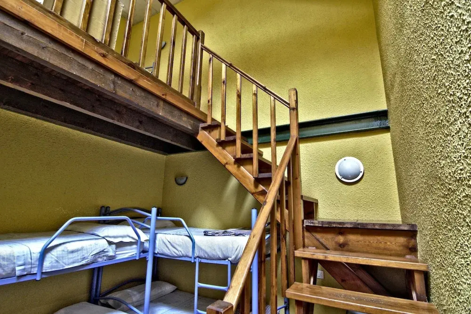 Albergue Juvenil de Bustiello