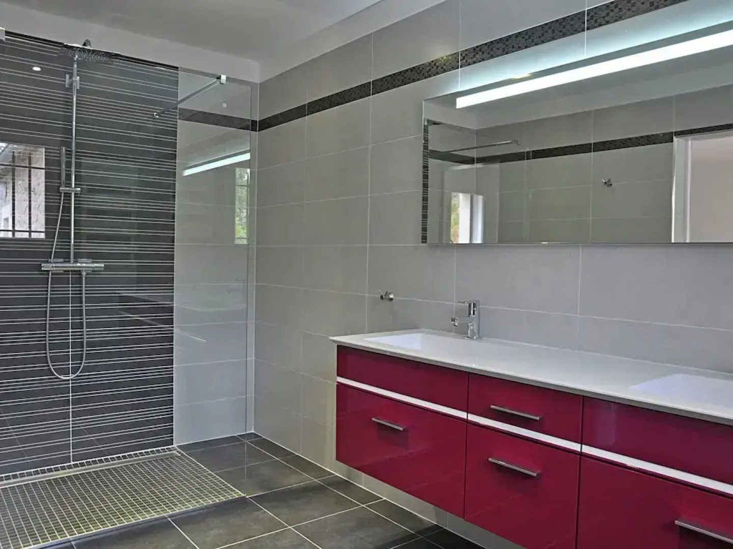Magnificent Villa in Saint-ambroix With Private Pool