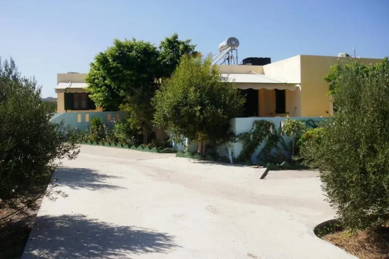 Kouremenos Beach Apartments