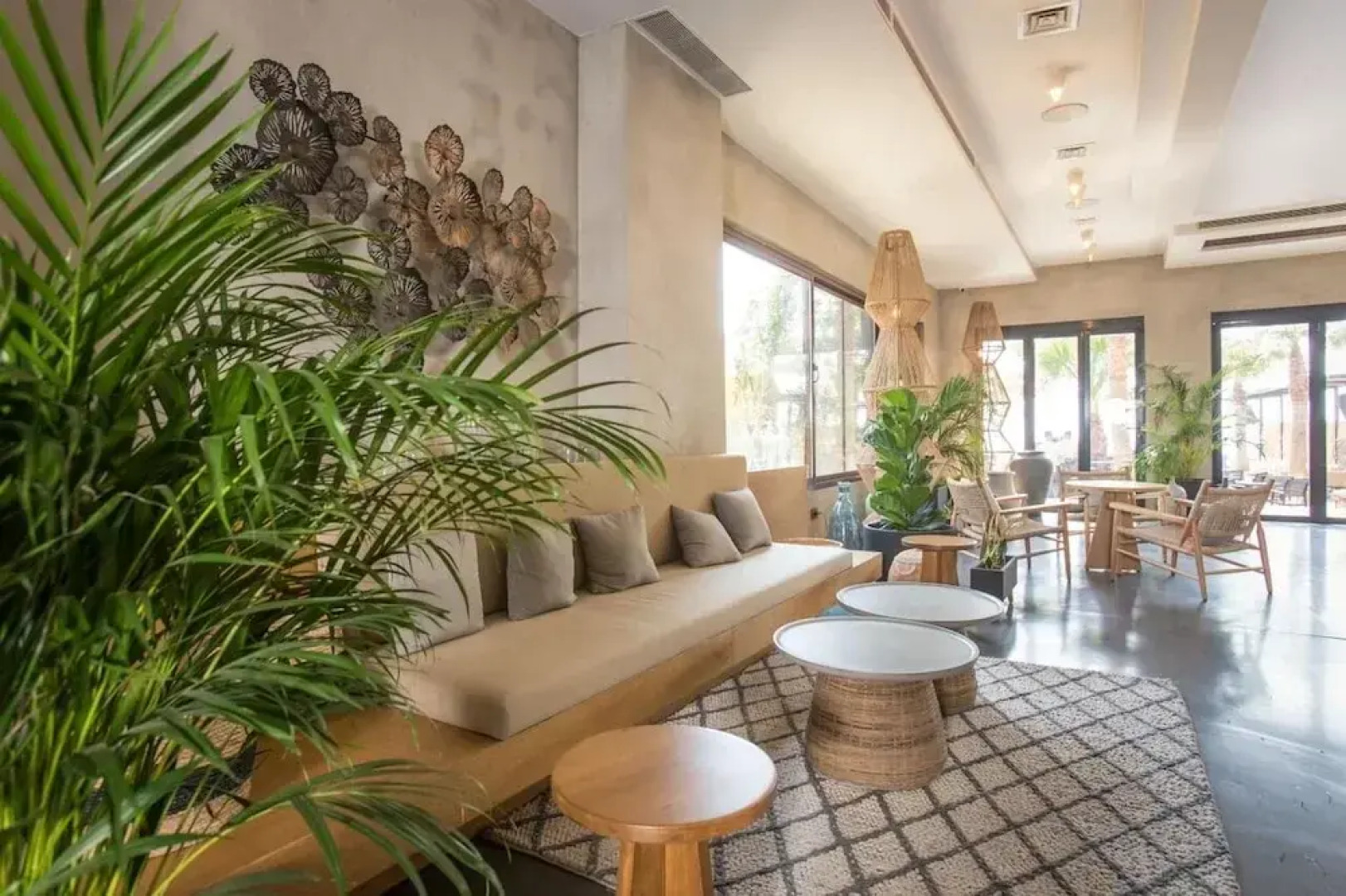 Bebatroun Beach Hotel