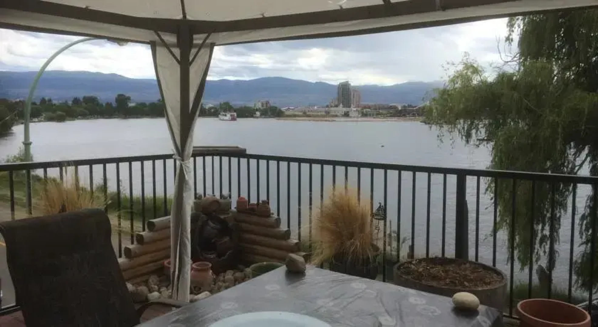 Poplar Point Lakeview Home