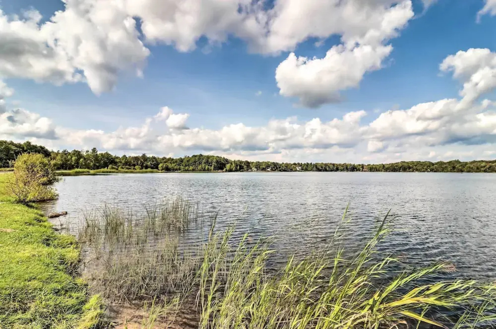 Game Room & Yard: Family Paradise in Pocono Summit