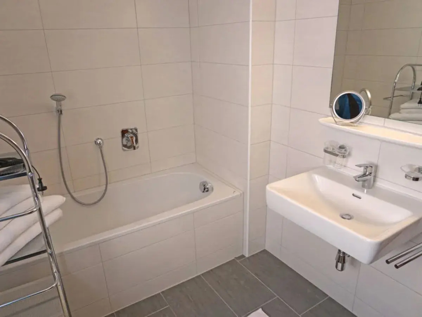 Apartment Alpenhof Kappl 34437